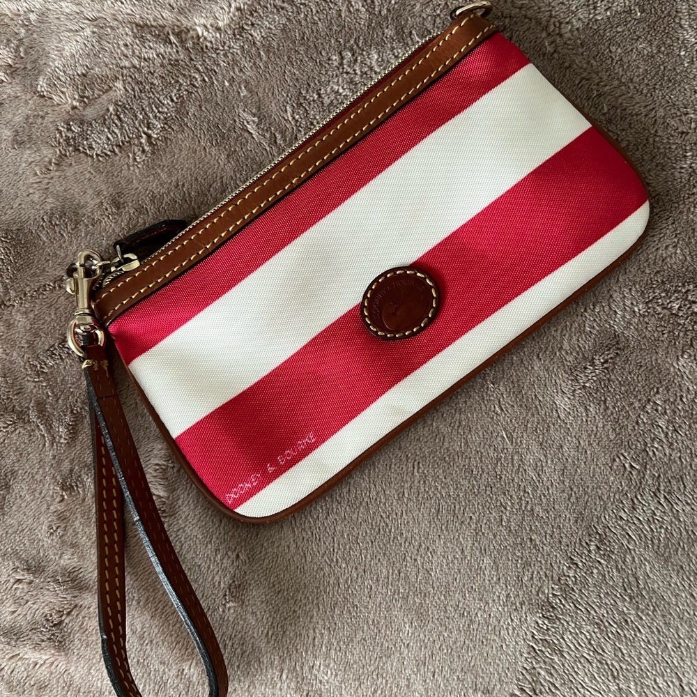 Dooney & Bourke Wristlet